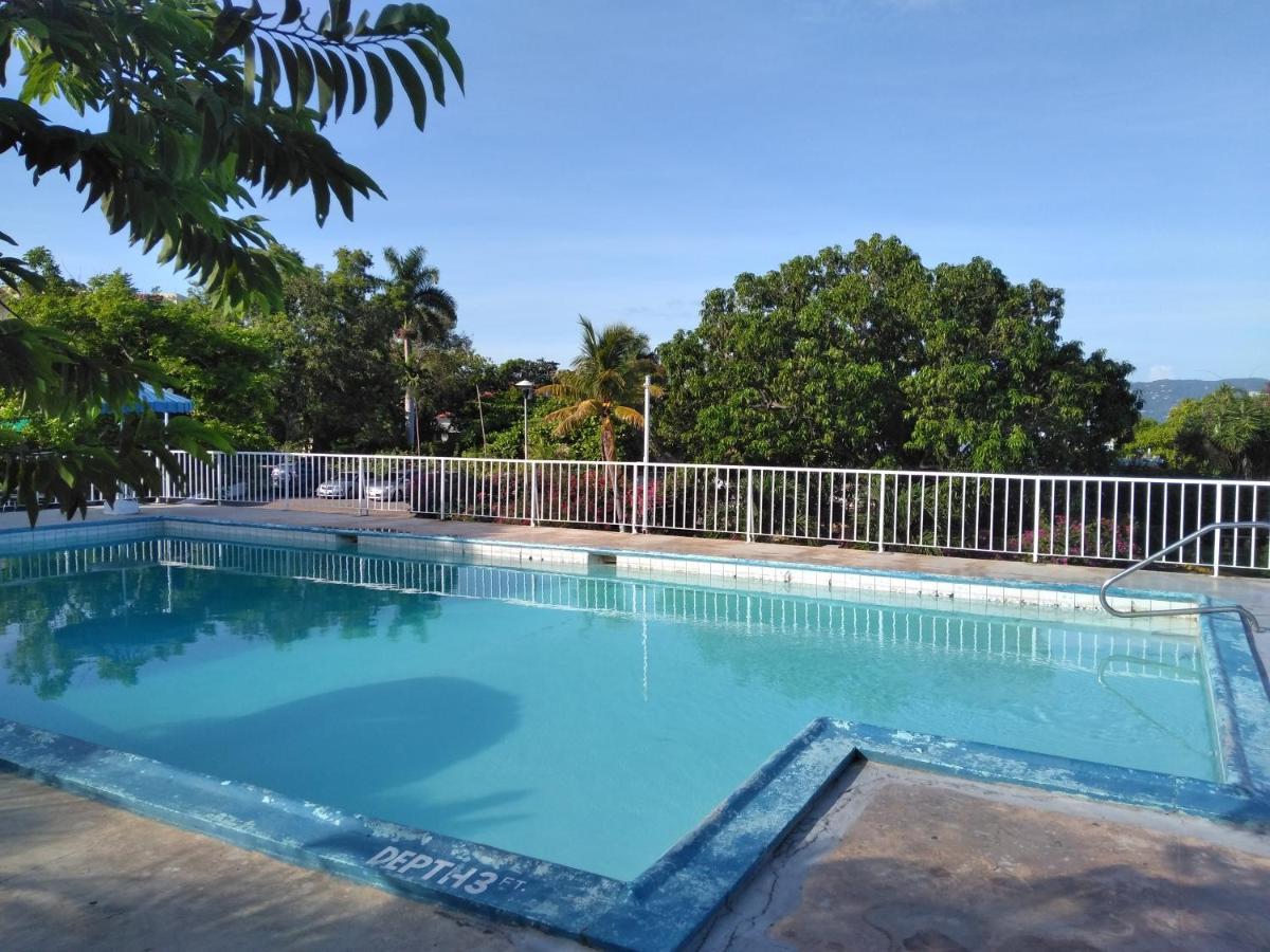 Irresistible View-mobay Club 1408 Apartment